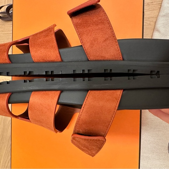 Hermes Chypre sandals in velvet suede size 37 color Orange Canyon - Picture 6 of 9